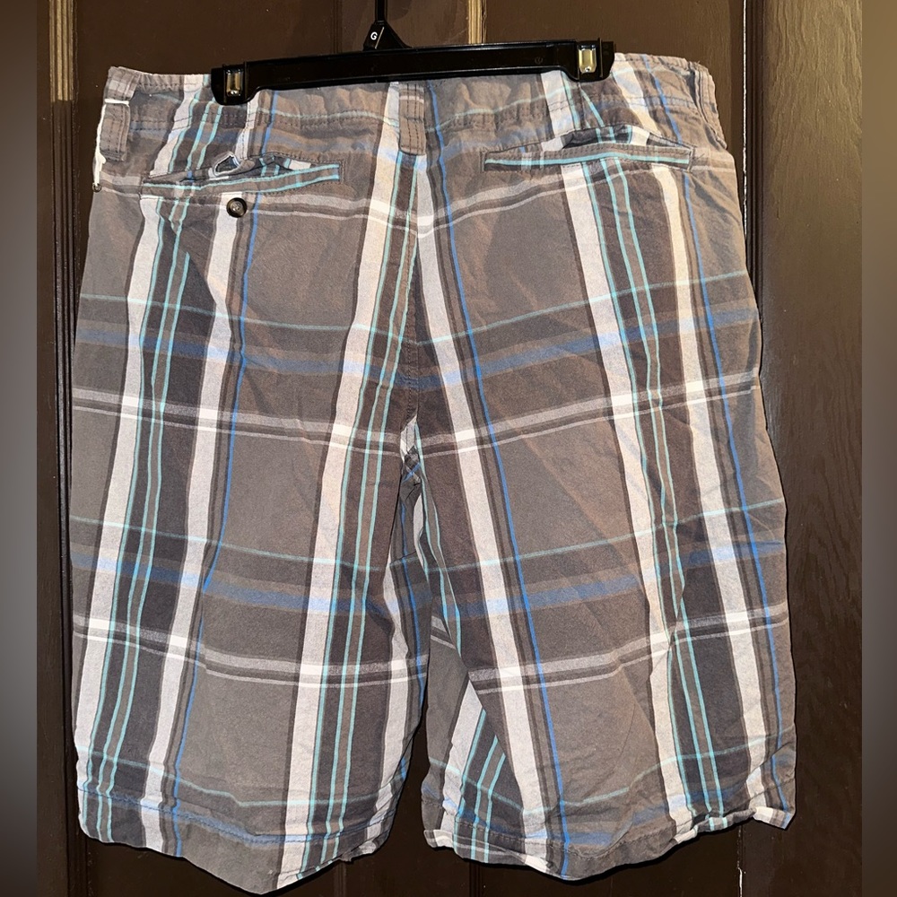 Men’s Mossimo shorts